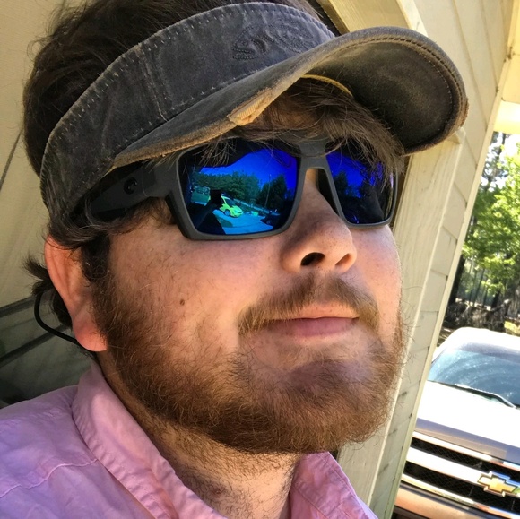 Meet your Posher, Kyle - Picture 1 of 1